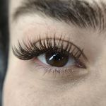 اکستنشن مژه مینا آقایی