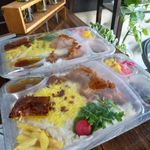 تهیه غذائی مجالس و بیرون بر حاج رستمی
