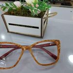 چشم پزشکی و کلینیک بینایی سنجی شاکری