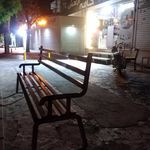 ایستگاه اتوبوس دویست دستگاه