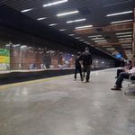 ایستگاه بی آر تی میدان آزادی