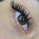 اکستنشن مژه مریم قربانی