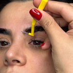 اکستنشن مژه تخصصی آنیِل