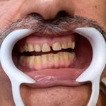 کلینیک دندانپزشکی دکتر آرش فروحی