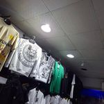 فروشگاه آدیداس