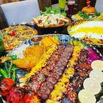 کافه و سفره خانه نارونی