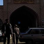 درب صادقیه