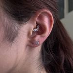 مرکز پیرسینگ صورت و بدن پریسا