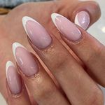 خدمات تخصصی و آموزش ناخن هانی