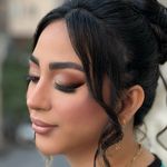 سالن زیبایی یاقوت  میکاپ وشنیون عروس و..