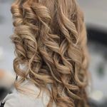 سالن آرایش و زیبایی رویا