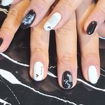 خدمات تخصصی کاشت ناخن نوژان