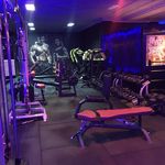 باشگاه بدنسازی رادین