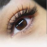 خدمات تخصصی کاشت و ترمیم مژه