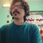 معلم خصوصی آواز و سه تار سبحان سروی پور