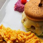 کافه رستوران باژوران