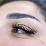 سالن زیبایی تخصصی ناخن و مژه مِمُل