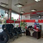 لاستیک حاج حسین خاکی