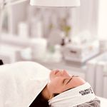 کلینیک فیشال و ماساژ سارن اسکین سارا