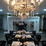 رستوران محلی ایرانی ملک