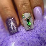 سالن زیبایی لاویسا