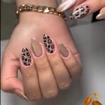 خدمات کاشت ناخن زهرا