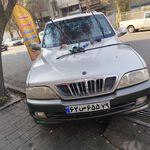 شیشه اتومبیل فرهاد