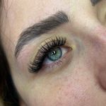 سالن زیبایی لی لی