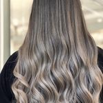 سالن زیبایی و آرایشگاه زنانه تی تی