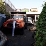 لوازم یدکی حاج عباس و امید شیشه بر