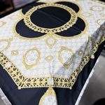 گالری شال و روسری عطرا