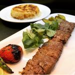 رستوران ایرانی بامداد