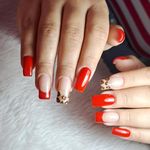 خدمات تخصصی کاشت ناخن سپیده طالبی