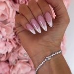 خدمات تخصصی کاشت ناخن سپیده طالبی