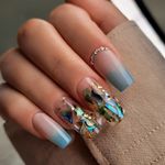 مرکزتخصصی کاشت ناخن و اکستنشن مژه رامونا