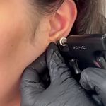 کلینیک زیبایی دکتر حمیدرضا آزادی فرد