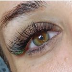 خدمات تخصصی اکستنشن مژه ندا عامری