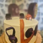 شیرینی و کیک خانگی دِلی شِز