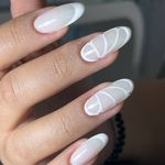 مرکز تخصصی کاشت ناخن مهدیه طاهری