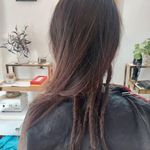 سالن آرایش و زیبایی رویا