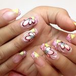 سالن زیبایی و آرایشگاه زنانه هانیا