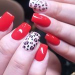 خدمات تخصصی ناخن شیرین