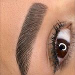 مرکز فوق تخصصی میکروبلیدینگ ابرو هانی