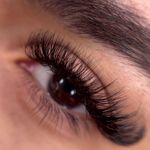 سالن زیبایی و آرایشگاه زنانه ملکه شادلی