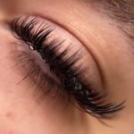 سالن زیبایی و آرایشگاه زنانه ملکه شادلی