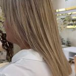 سالن زیبایی و آرایشگاه زنانه ملکه شادلی