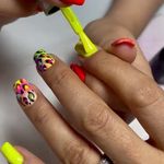 سالن زیبایی و آرایشگاه زنانه ملکه شادلی