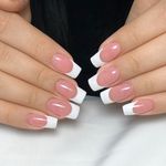 سالن زیبایی و مرکز تخصصی کاشت ناخن هلنا