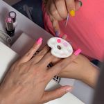 خدمات کاشت ناخن یاسمن