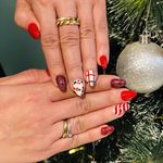 خدمات تخصصی ناخن و پدیکور مژده وکیلی